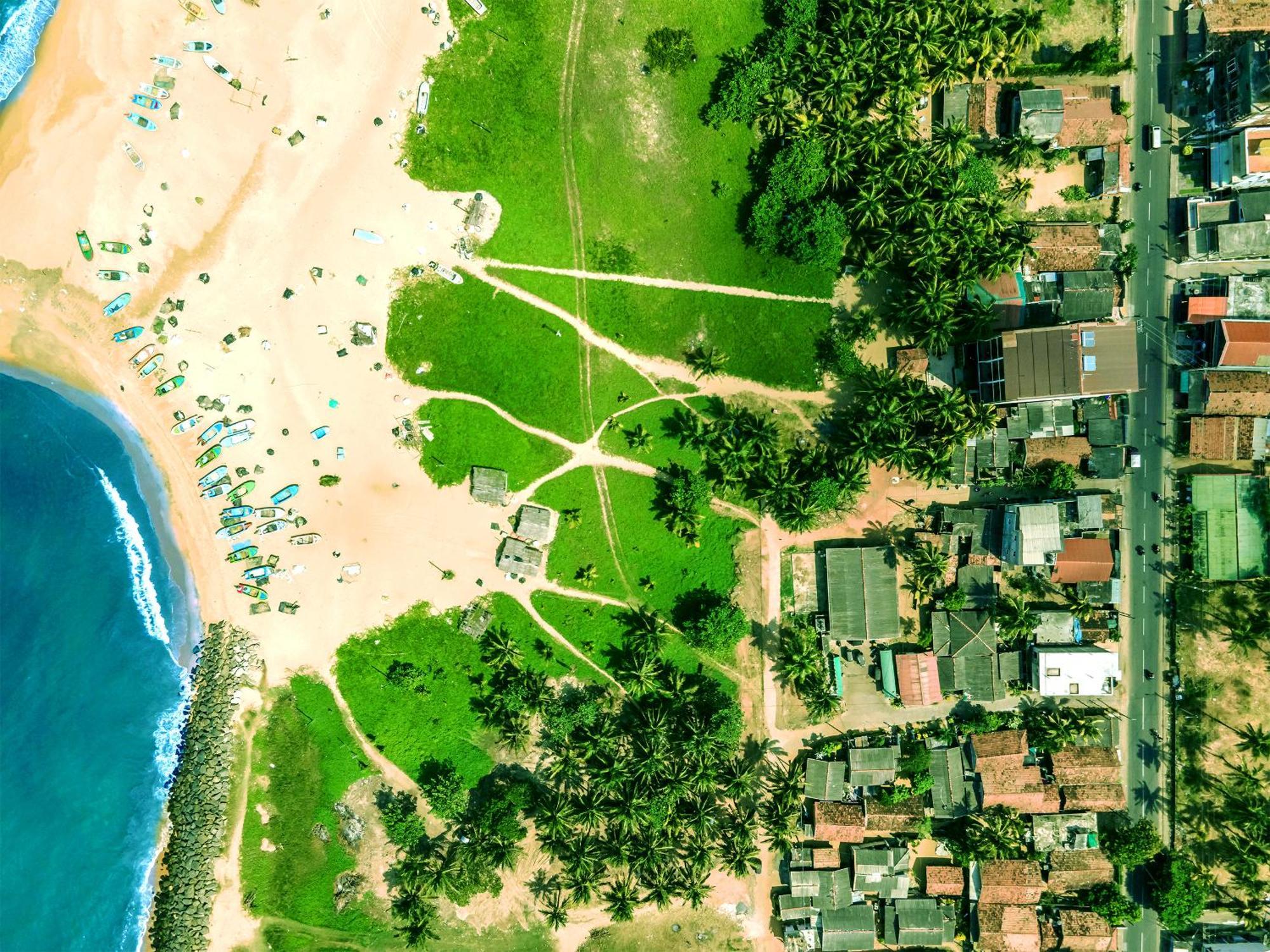 Beverly Beach Negombo Bagian luar foto