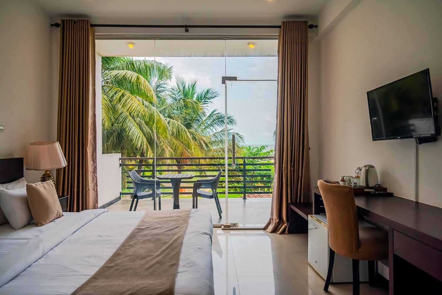 Beverly Beach Negombo Bagian luar foto